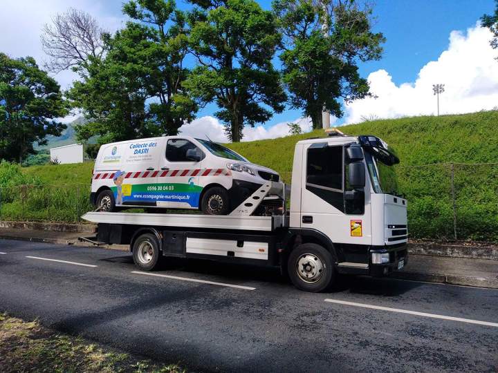 Service de remorquage auto Lamentin